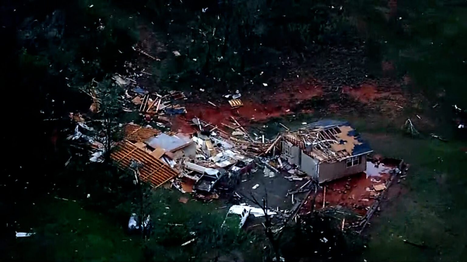 2 dead from possible tornado in storm-hit Oklahoma
