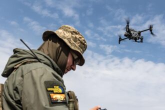 A Ukrainian drone commander said Russian troops