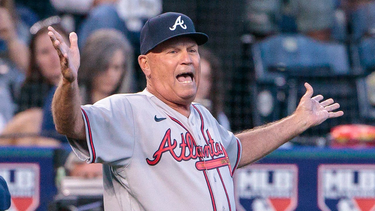 Braves’ Brian Snitker ejected after animation