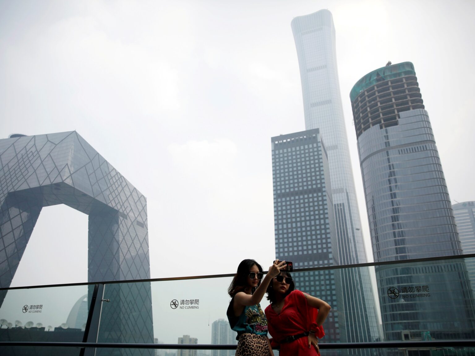 China’s economy is growing at 4.5 percent, right