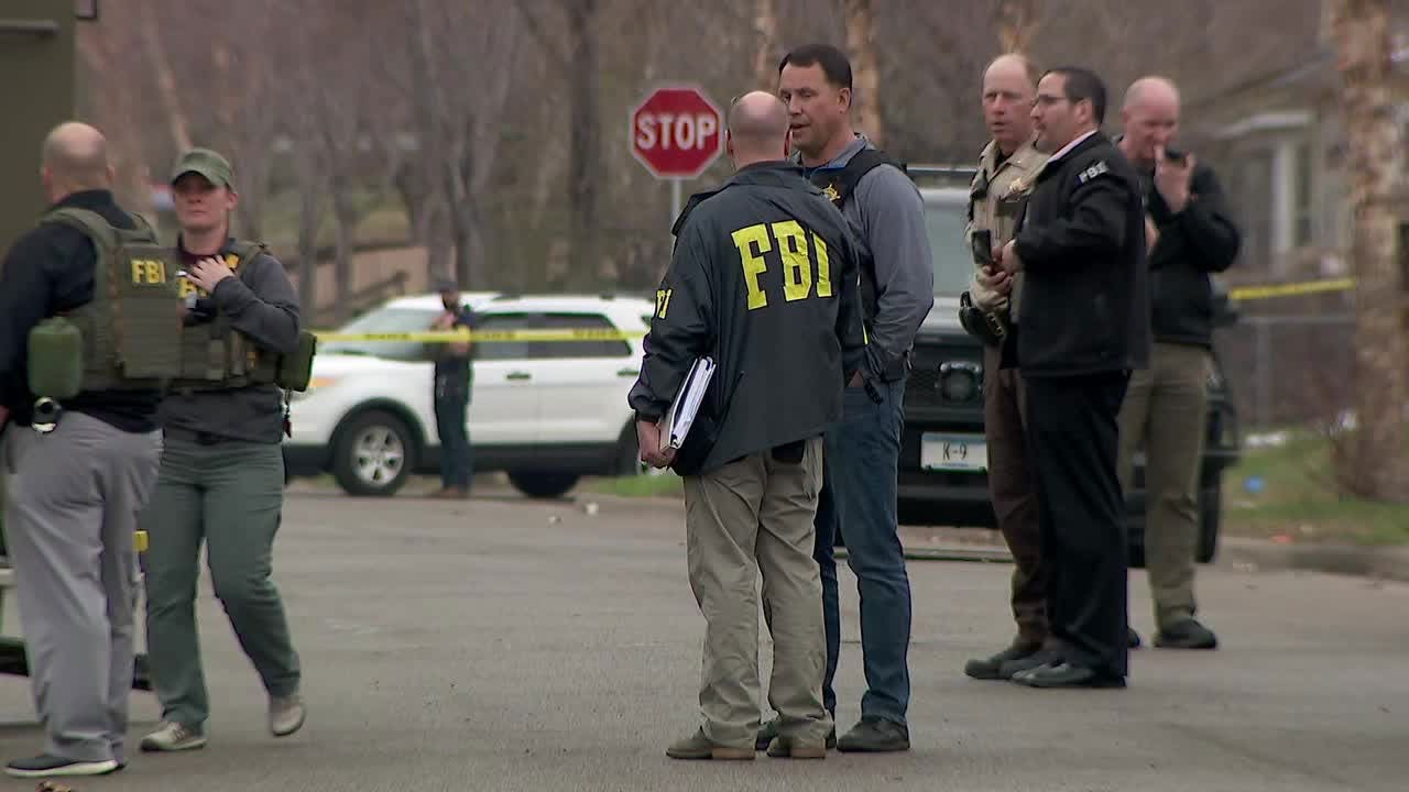FBI agent in Minnesota reportedly shoots armed