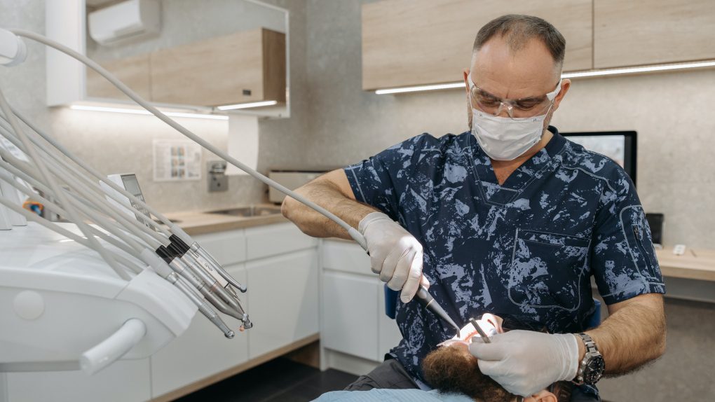 Federal dental plan could cause employers to fall