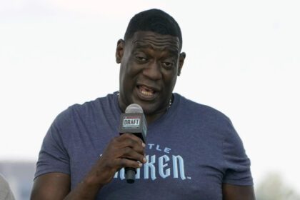 Former NBA star Shawn Kemp charged with parking
