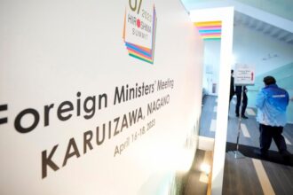 G7 vows to step up steps towards renewable energy