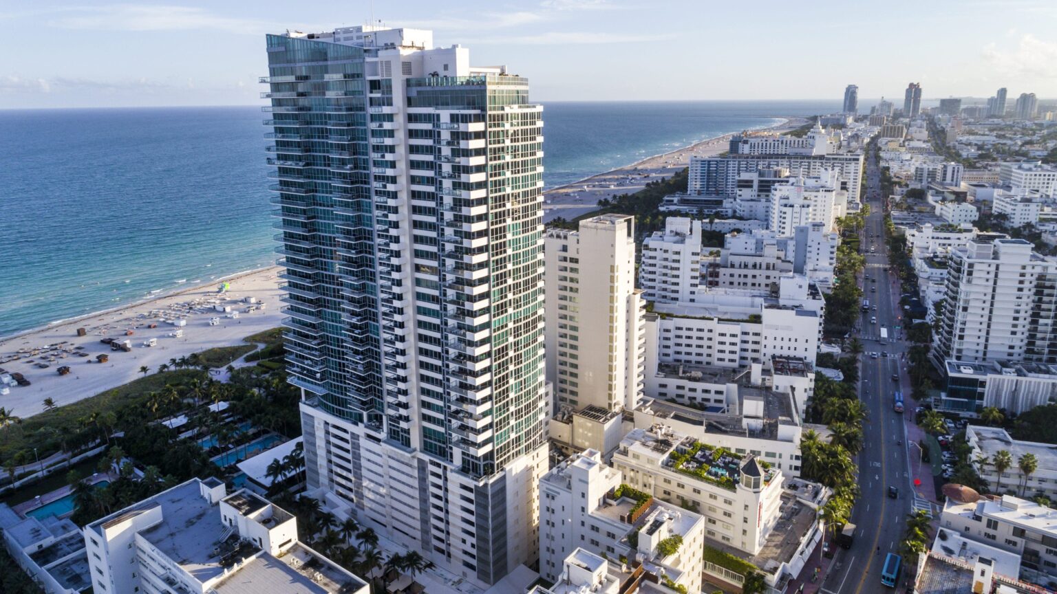 Los Angeles music mogul linked to Miami Beach