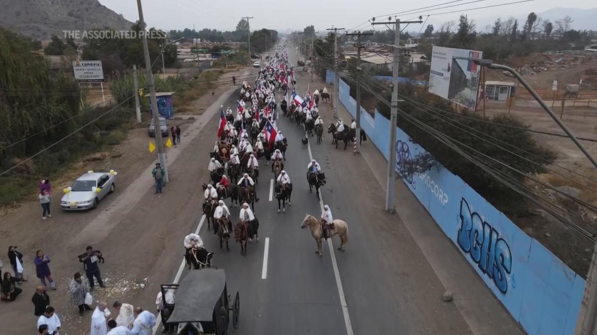 Pilgrims in Chile celebrate the Cuasimodo Festival