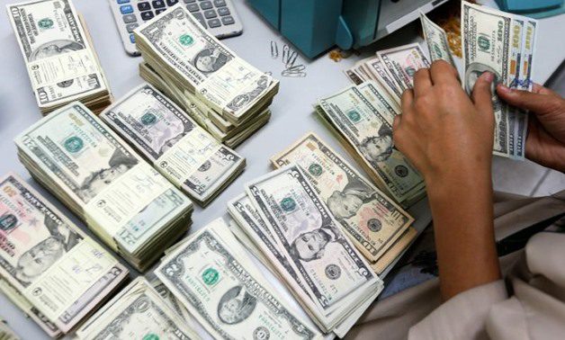 Price in US dollar stabilizes in Egypt ahead of Eid