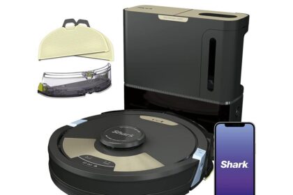 Shark’s new 2-in-1 robot vacuum and mop is