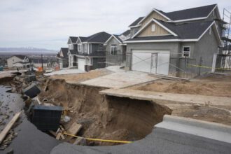 Snowmelt leads to heavy flooding from the southwest