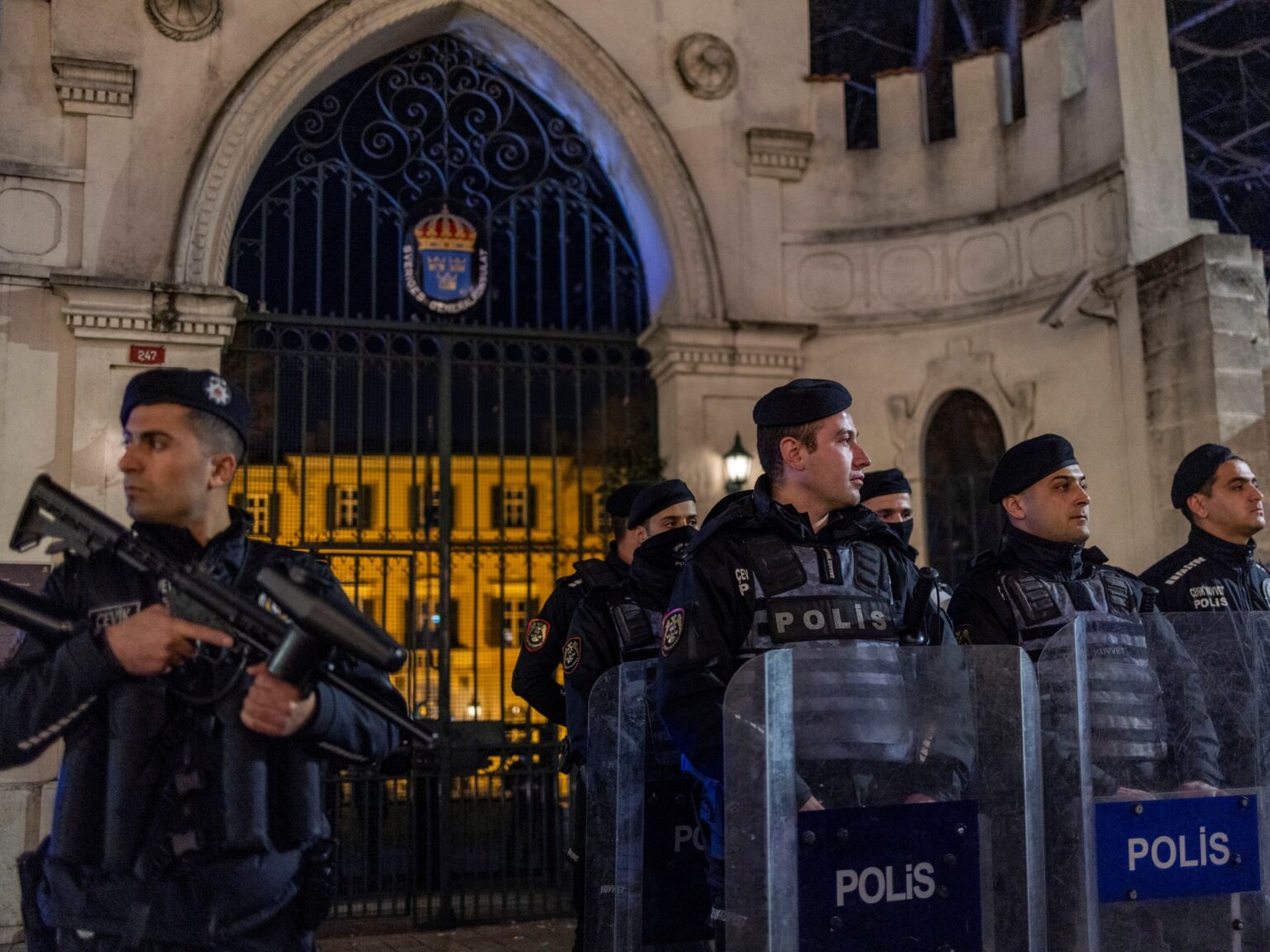 Turkey arrests 110 for suspected PKK ties ahead
