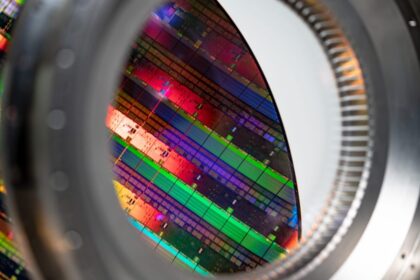 US bans intensify chip-making equipment