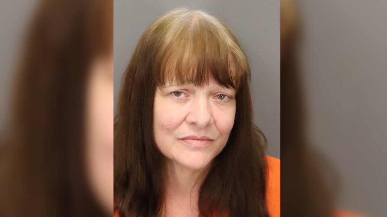 Woman in Florida shoots and kills pet while drunk