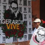 more than 300 Guatemalans paid tribute to the