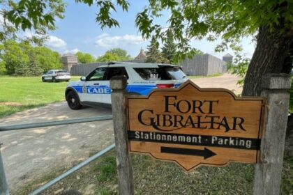 16 children, 1 adult injured in fall at Fort