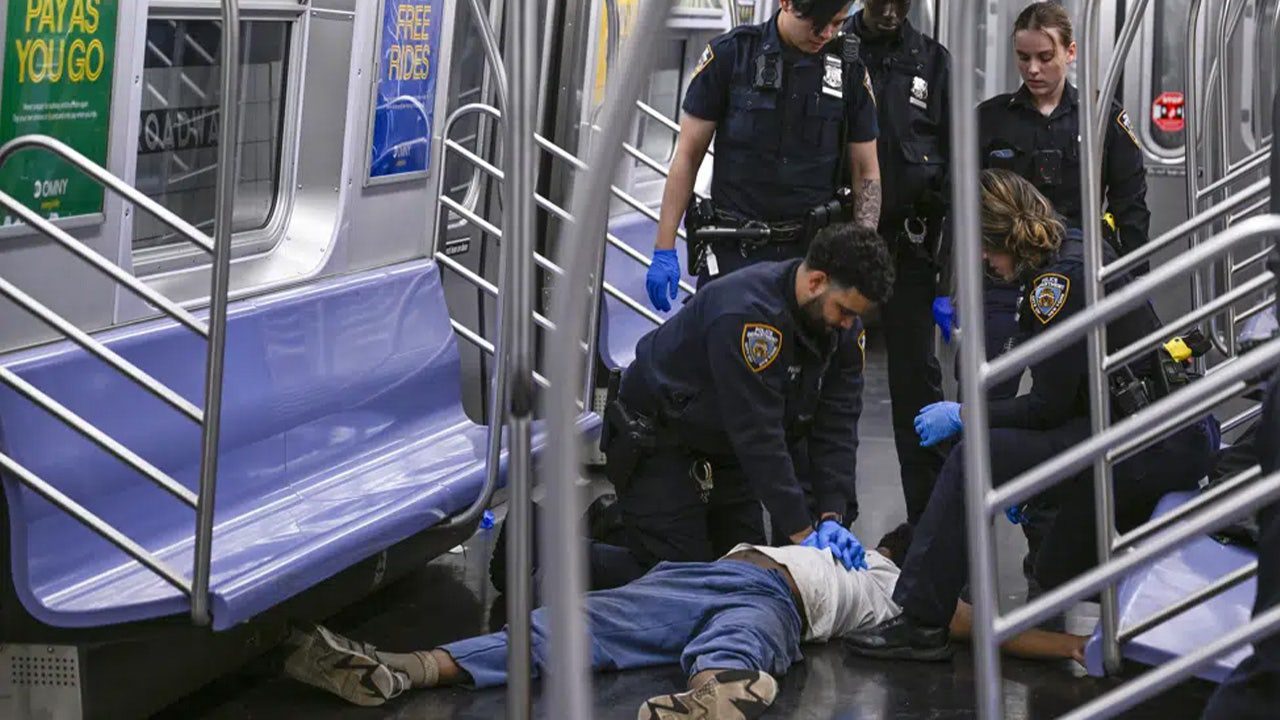 Marine veteran charged with stranglehold on NYC subway