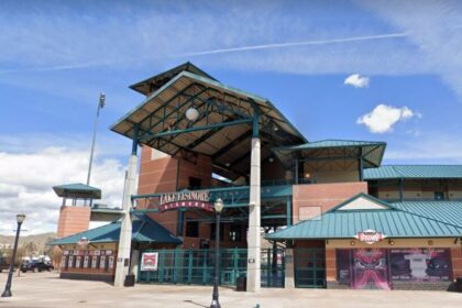 2 injured in minor league gas explosion