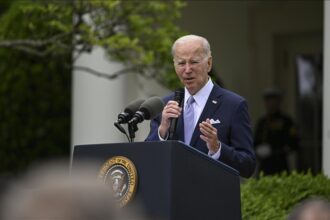 Biden and Speaker of the US House of Representatives signal progress on debt