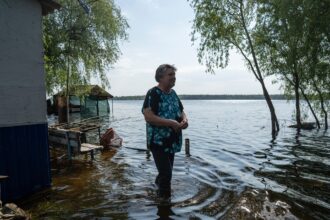 Damage to Russian-occupied dam floods Ukrainian