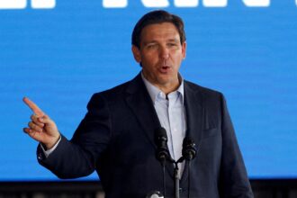 DeSantis prohibits funding for Florida College