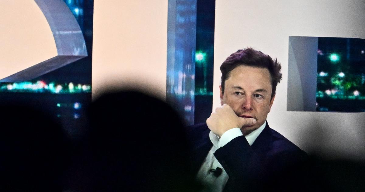 Elon Musk reportedly threatened to reassign