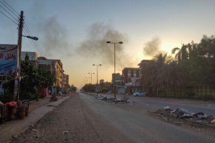 Fighting rages in Sudan as mediators try to end it