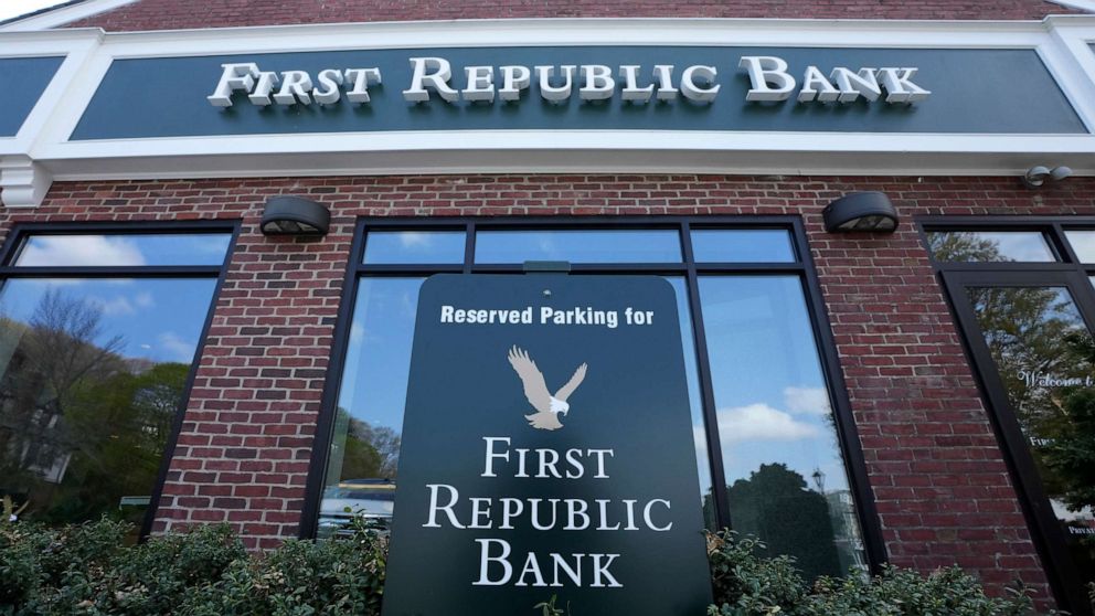 First Republic bank collapses, JPMorgan takes