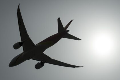 Flight searches among Canadians up 77 percent: