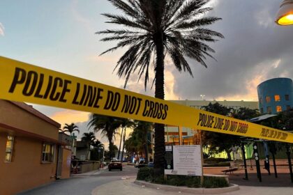 Florida shooting at packed Hollywood Beach Broadwalk injures 9, including minors: police