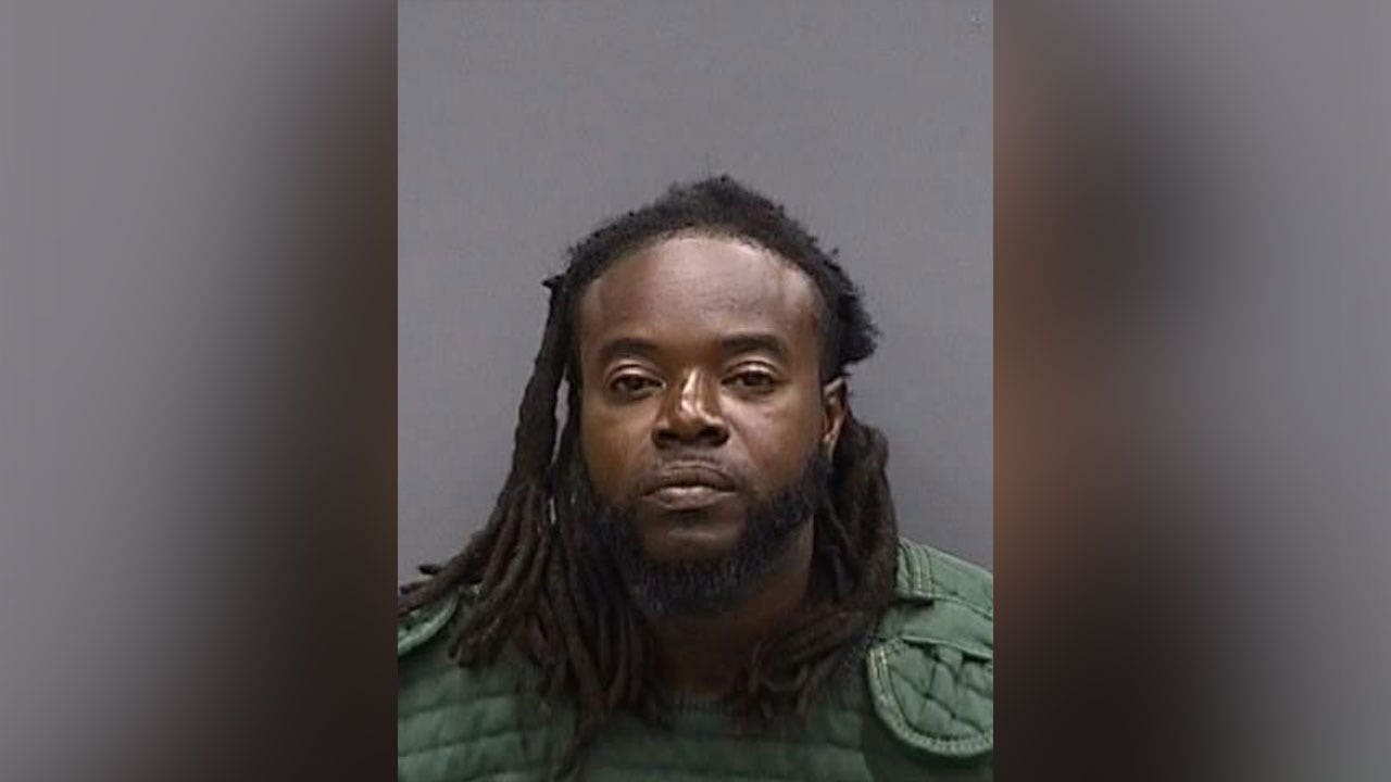 Florida man arrested after allegedly pouring gas