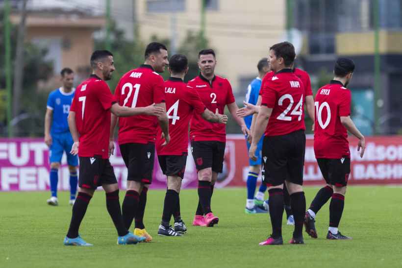 “Football unites us”/ Ex-football players gather