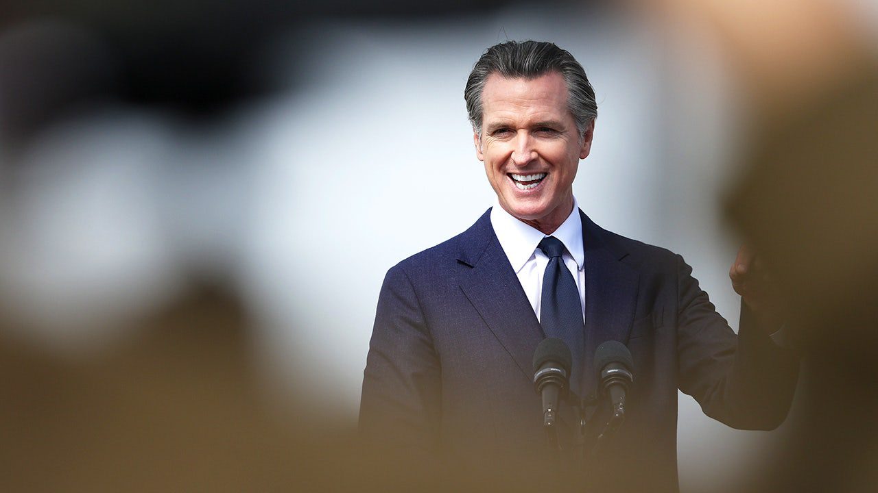 Gavin Newsom lashes out at Congress after mass in Texas