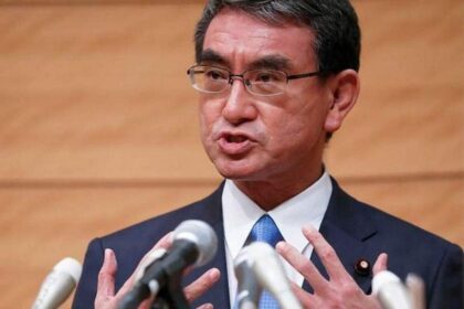 Japanese digital minister pushes for AI use, but