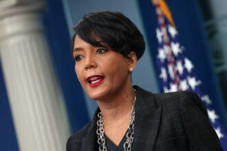 Keisha Lance Bottoms almost says stray bullet