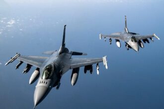 Kiev demands F-16s and 2 Ukrainian pilots