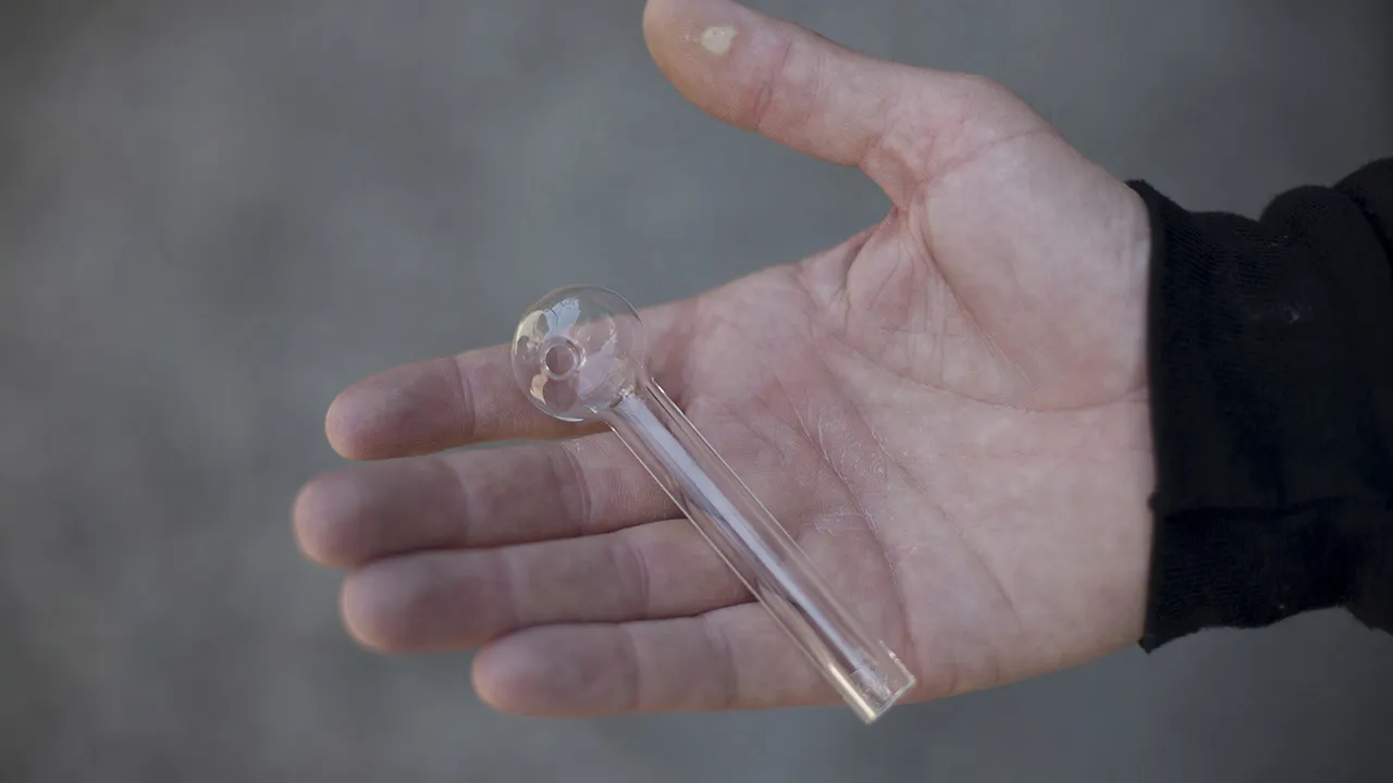 Los Angeles nonprofit handing out clean meth