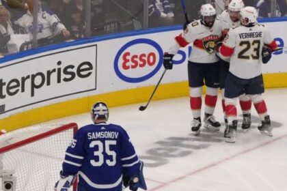 Maple Leafs squander a two-goal lead in midframe