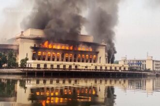 Philippine fire destroys historic post office