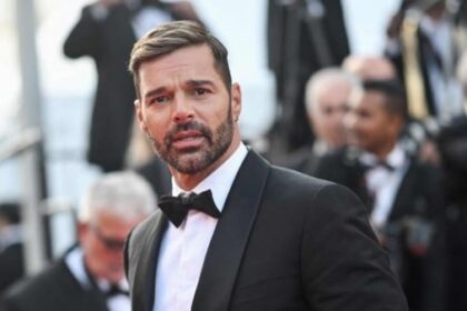 Ricky Martin qualified the last claim of his