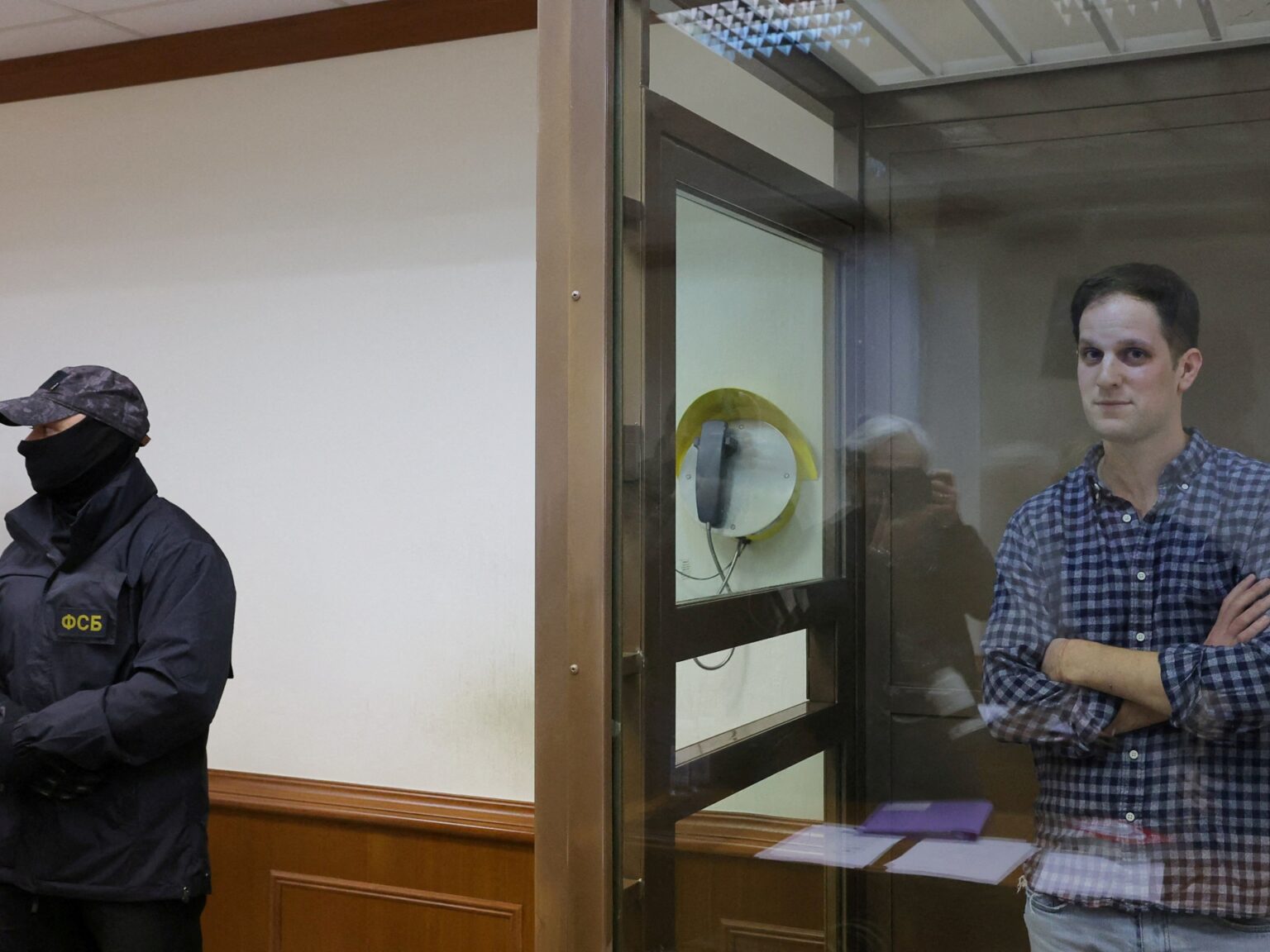Russia extends WSJ reporter’s detention to