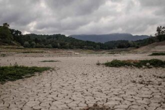 Spain experienced the hottest, driest April on