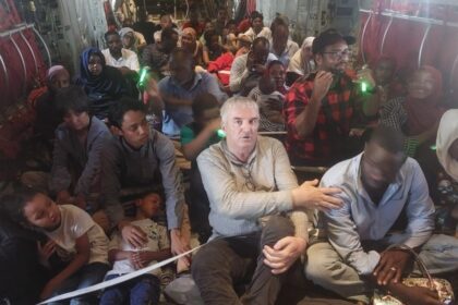 Sudan: Canadian tells how he escaped fighting