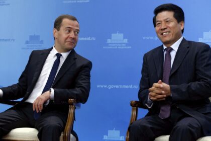 Top Chinese envoy to Ukraine enters Russia