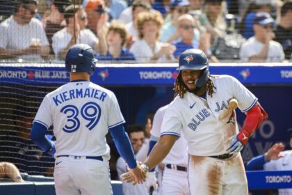 Toronto records back-to-back wins after defeat