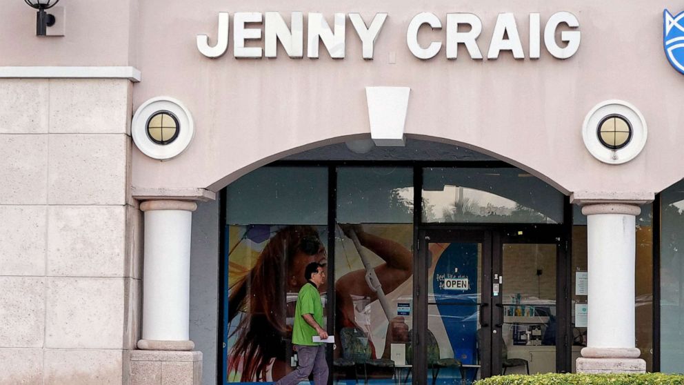 Weight loss company Jenny Craig warns employees