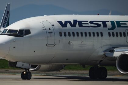WestJet pilots get 24% pay raise in new deal