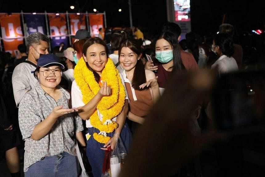 Young politicians stimulate Thai elections with