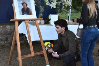 the emotional farewell to Benjamin Gamond and his ashes